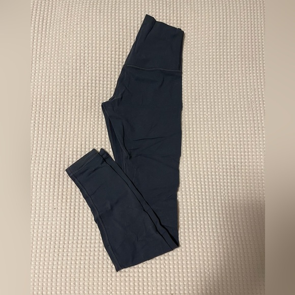 *SOLD* Lululemon Align Legging - Picture 1 of 2